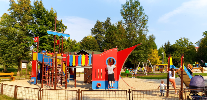 Dvůr pod Lipami: 1. Nabídka zázemí pro letní tábory